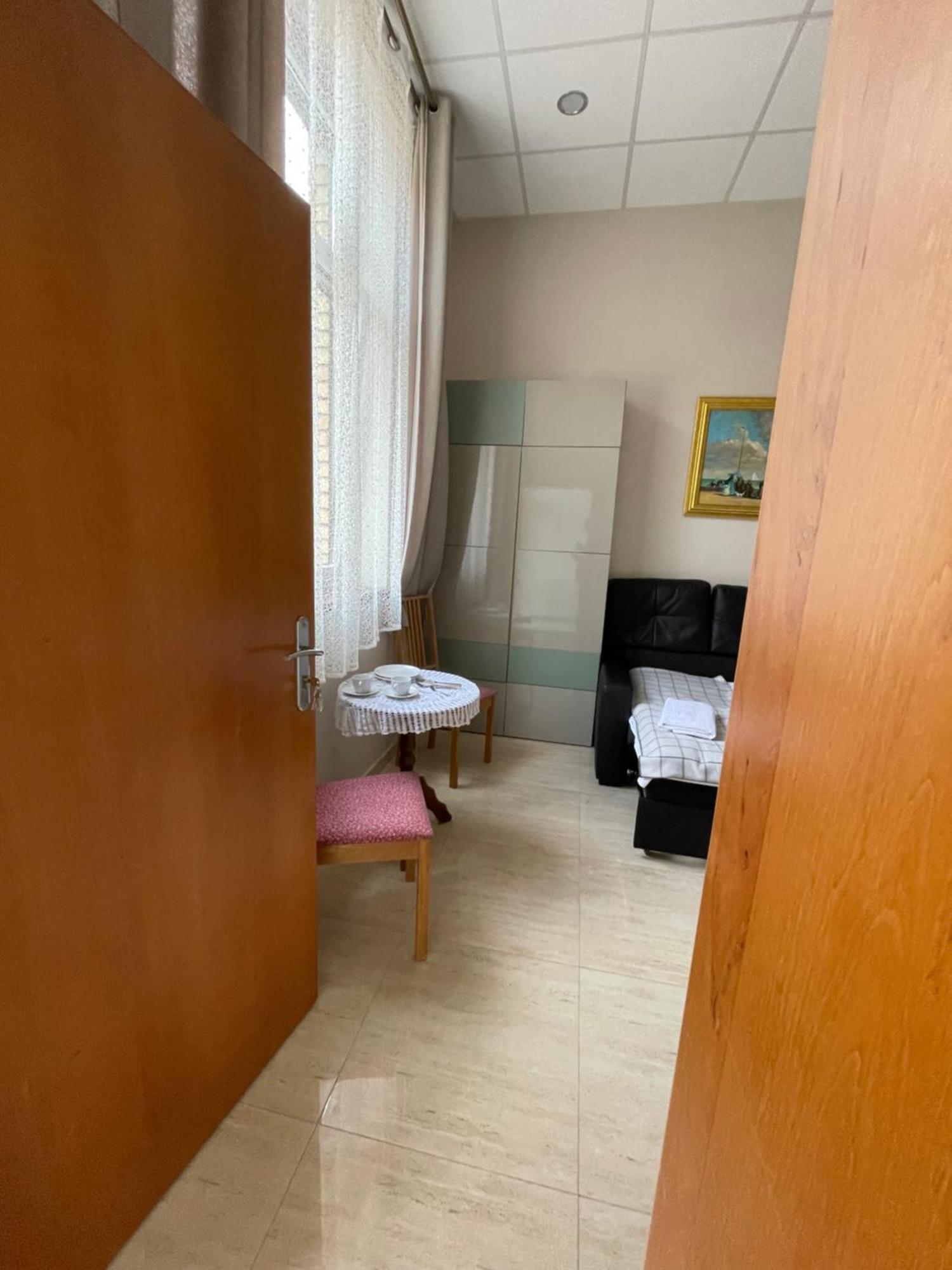 Hl Lebski Apartamenty Łeba Buitenkant foto