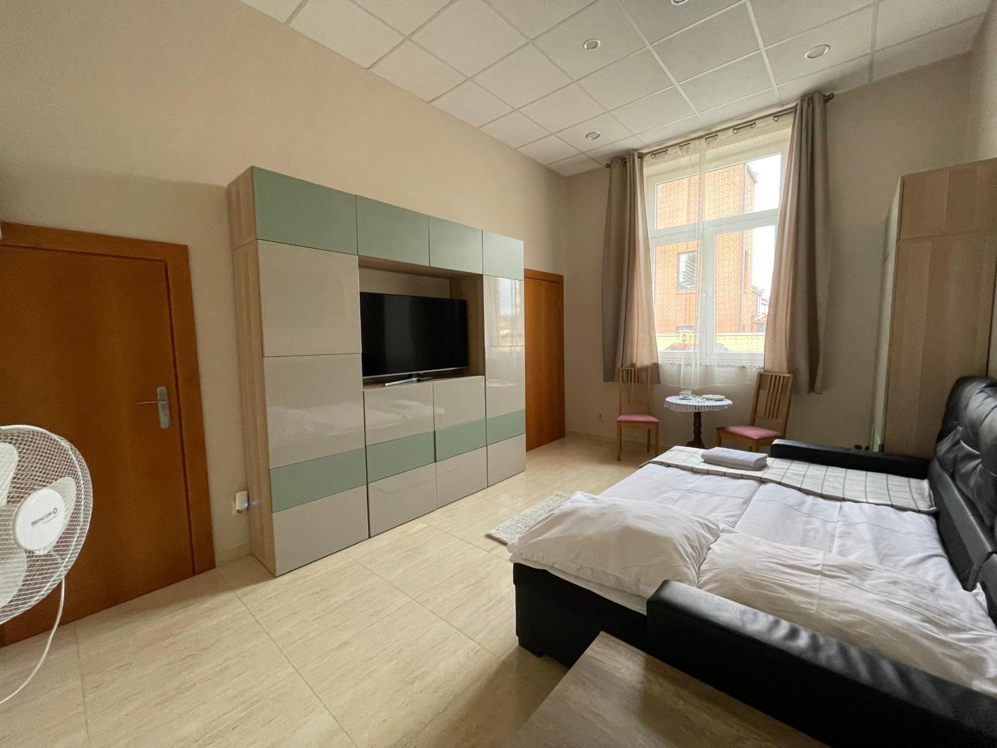 Hl Lebski Apartamenty Łeba Buitenkant foto