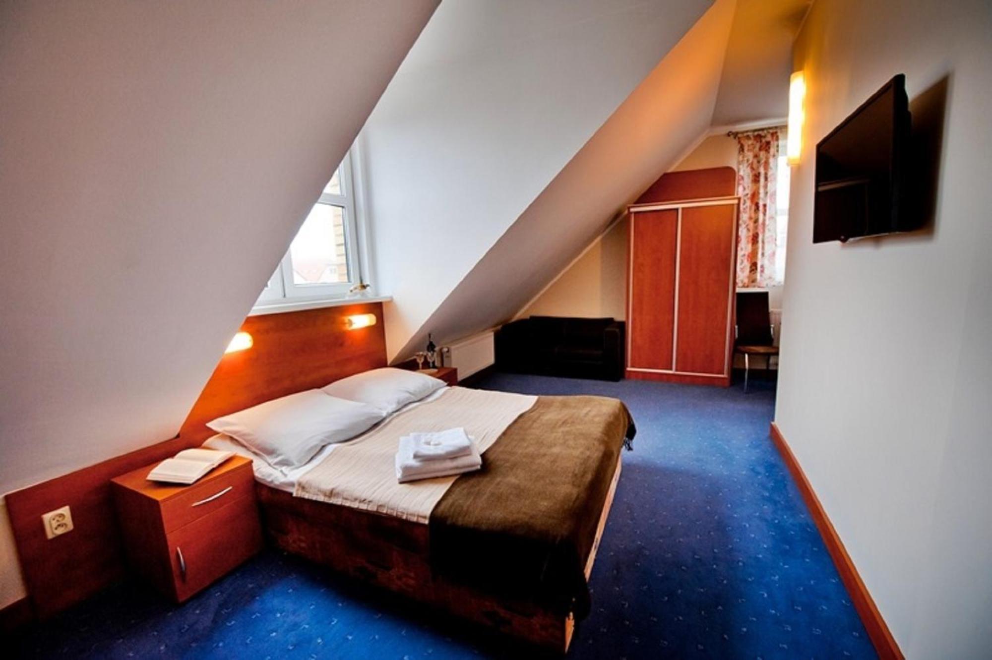 Hl Lebski Apartamenty Łeba Buitenkant foto